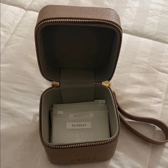 DOSEY Tan Pill Organizer - Picture 4 of 5